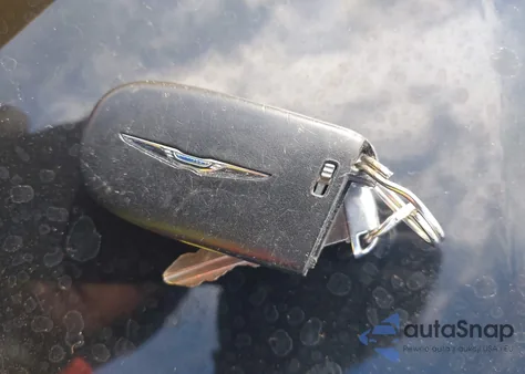 2017 Chrysler 300C z USA, uszkodzony, nr VIN 2C3CCAEG4HH662899